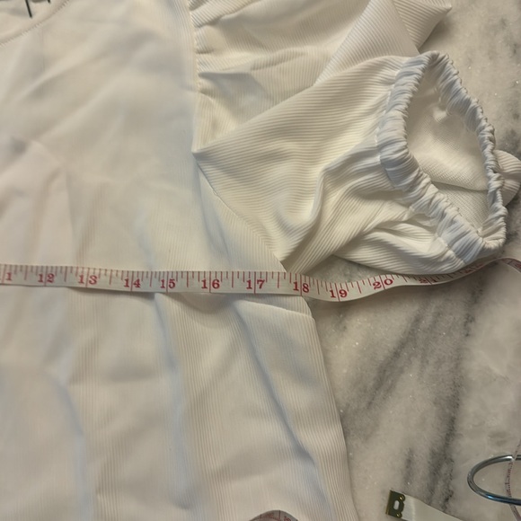 English Factory Pleated Puff Sleeve Top size small NWT - Picture 5 of 8